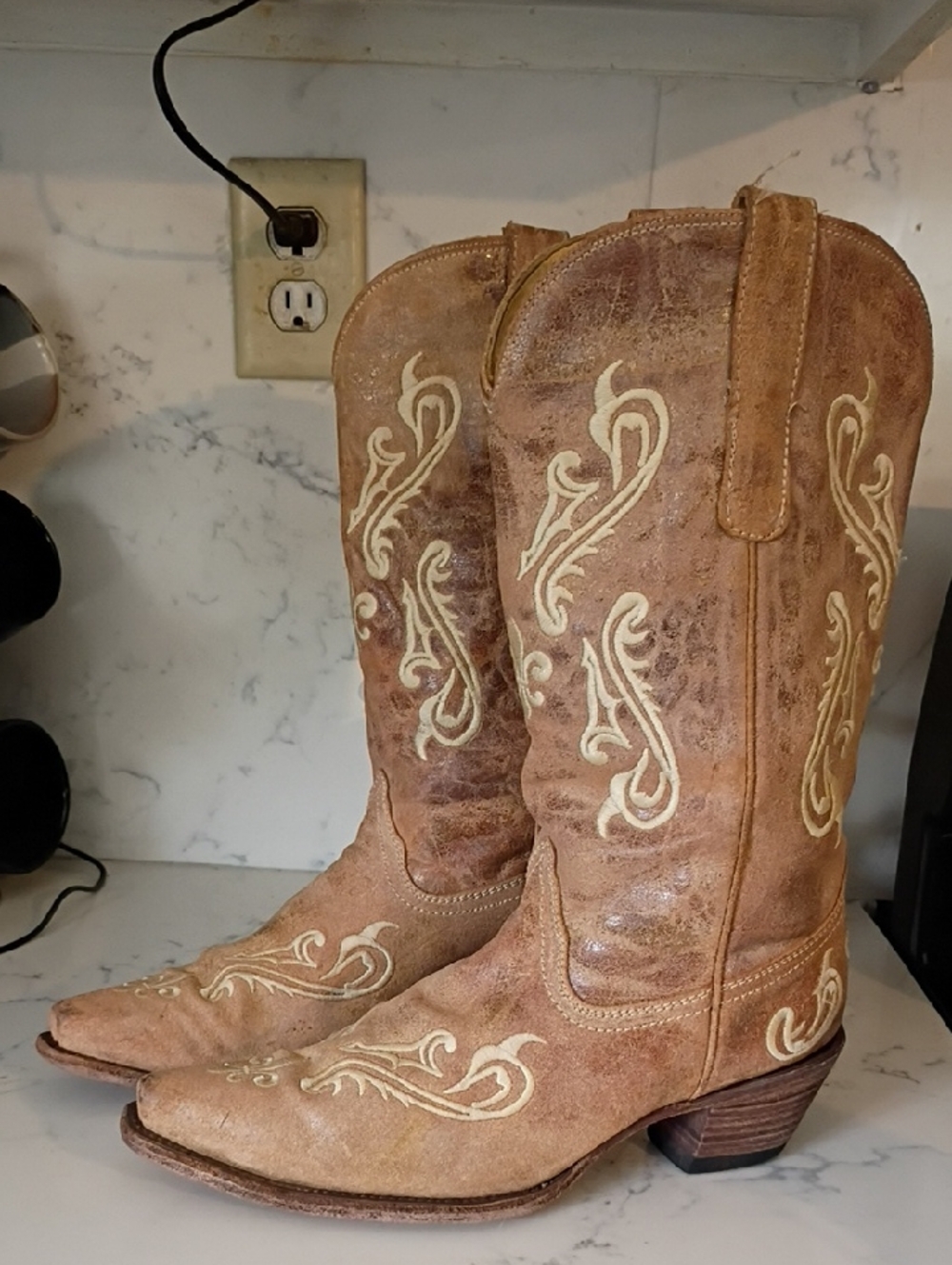 CORRAL Tan Embroidered Western  Boots